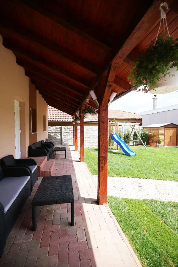 Apartmany Dimitra Sturovo Exterior photo