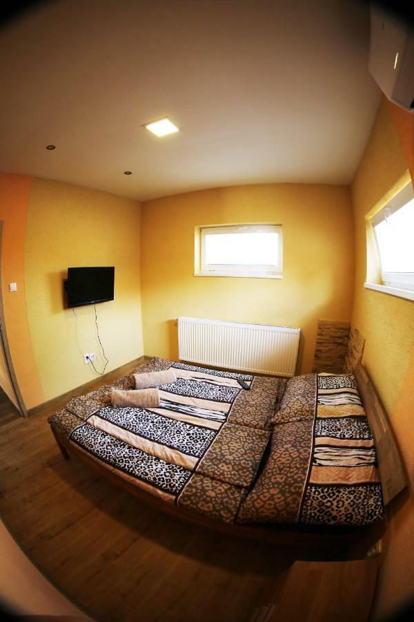 Apartmany Dimitra Sturovo Exterior photo